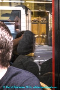 Par dessus l'épaule / Over the shoulder