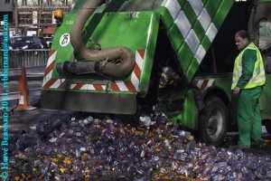 Gaspillage ou recyclage<small class="fine d-inline"> </small>? — Waste or recyclong<small class="fine d-inline"> </small>?