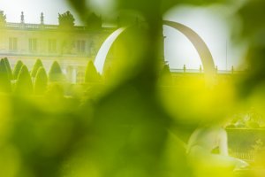 Lee Ufan's Versailles Great Arch / La Grande Arche de Lee Ufan